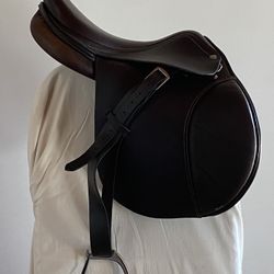 Saddle 
