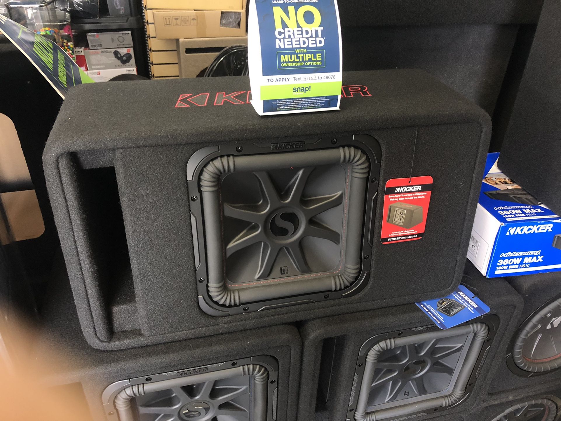 Kicker L7 12 Inch With Custom Box