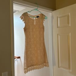 Size M WOMENS DRESS