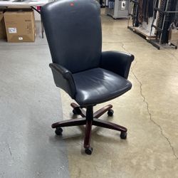 leather armchair BOOMwarehouse