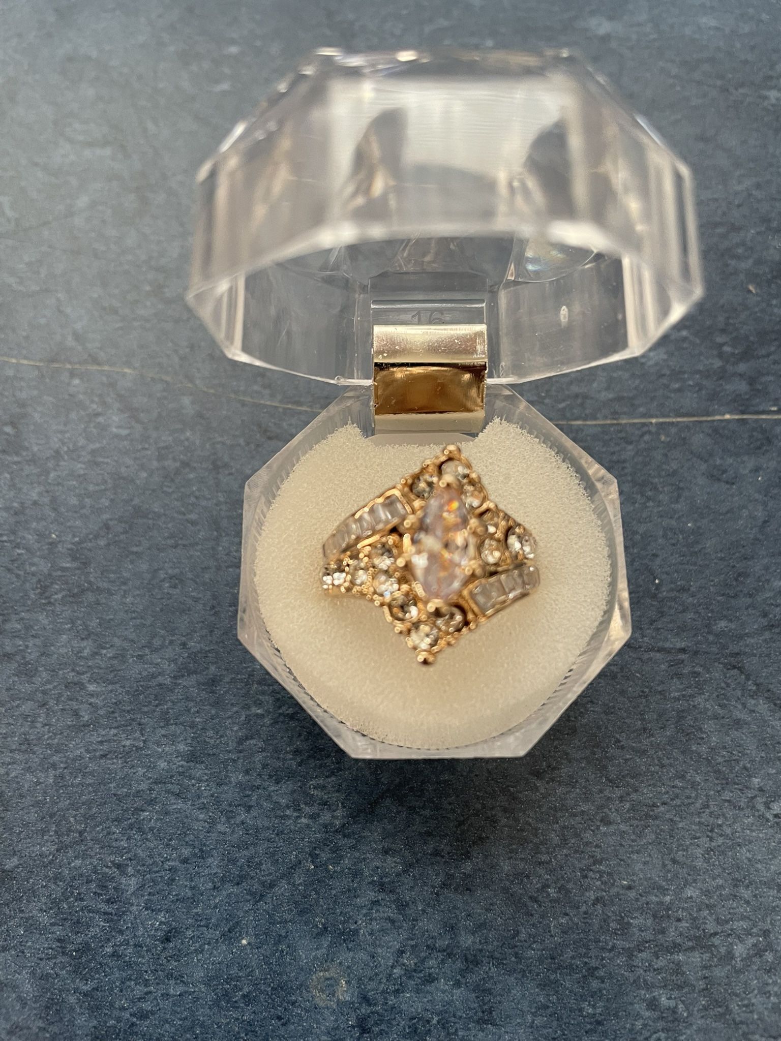 New Women’s Size 7 Marquis Cut Luxury Rhinestone Ring