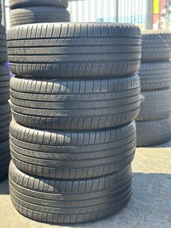 SET OF TIRE 245 45 19 MICHELIN 85% LIFE