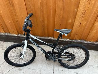 Schwinn Kids Bike Black / White