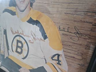 Bobby Orr signed autographed picture I've had since the late 1970s. I played ice hockey and my best friend went to Bobby or camp and I gave him this p