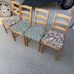 Set of 4 chairs from IKEA excellent condition