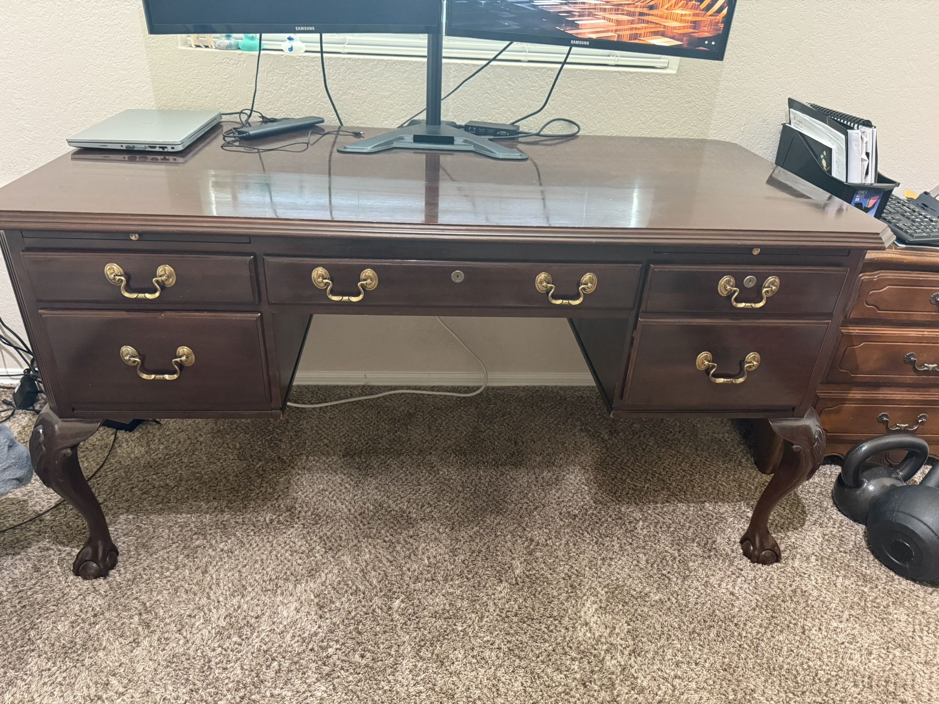 Ethan Allen executive desk