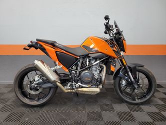 2017 KTM 690 DUKE