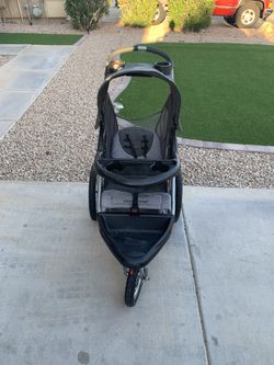 Expedition 3 wheel baby stroller