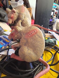 Creepy Rat Halloween decoration . ππ