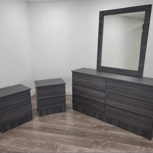 Dresser Whit Mirror And 2 Nightstands  🔥 Cómoda Con Espejo Y 2 Mesitas De Noche 