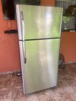 Frigidaire Refrigerator