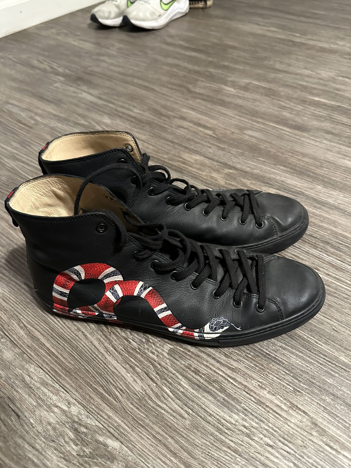 Gucci Shoes