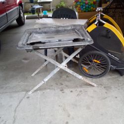 The Plastic For The Saw Machine The Metal To Stand It Up$20