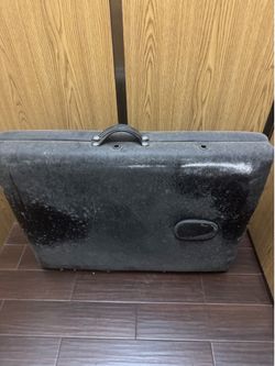 Massage table