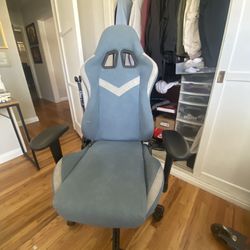 Dowinx DXRacer Gaming Chair NEED GONE