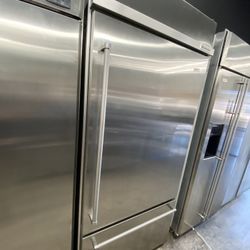 Kitchen Aid Built In Stainless Steel 36” Refrigerator Ice Maker