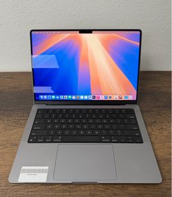 14" MacBook Pro M1 Pro 8 Core*500GB SSD*16GB RAM