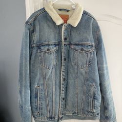 Levi’s Sherpa Jacket 
