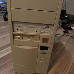 Ultimate Retro Gaming Windows 95 PC