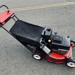 Toro Commercial Self Propelled Lawnmower 