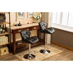 Gorgeous luxury bar stools!