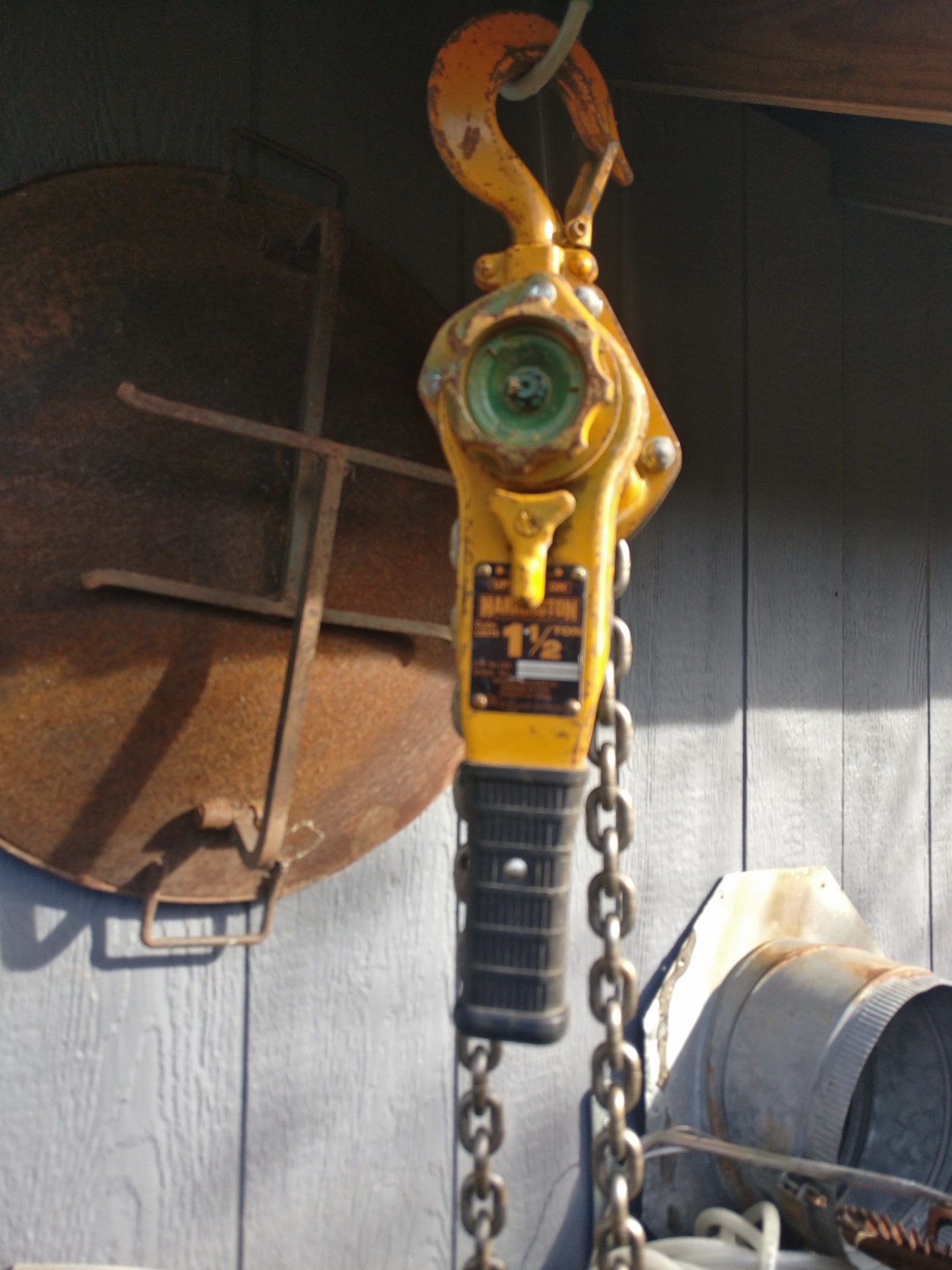 Come along/Harrington Heavy Duty Lever Chain Hoist: 3000 lb Max Load Capacity, Painted, Steel, Hook with Safety Latch, 10 ft Lift