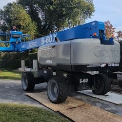 Genie S-60X Boom Lift
