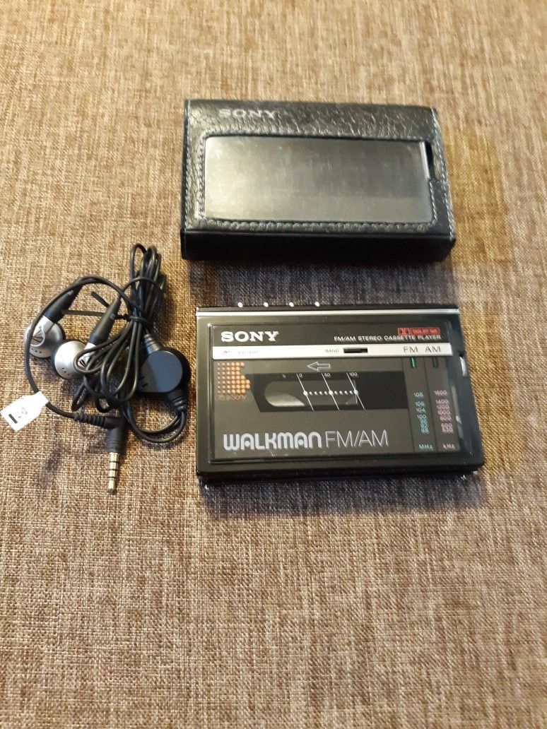 Sony Walkman WM-F10II Vintage In Like New Condition
