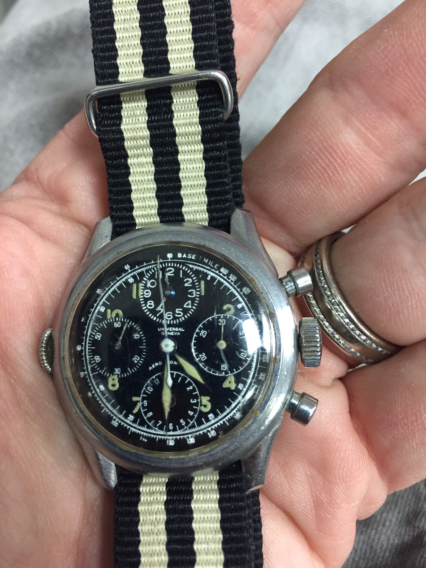 Universal Genève Aero Compax