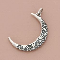 James  Avery Retired Moon 