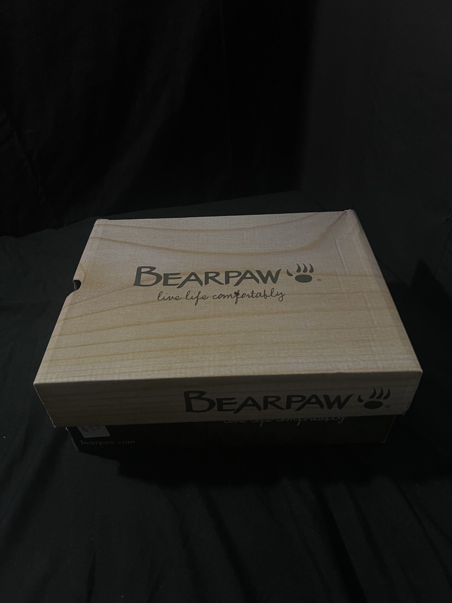 BEARPAW Women |Size 5 1/2 | Hiker Boot | waterproof