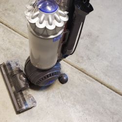 Dyson vacuum for parts