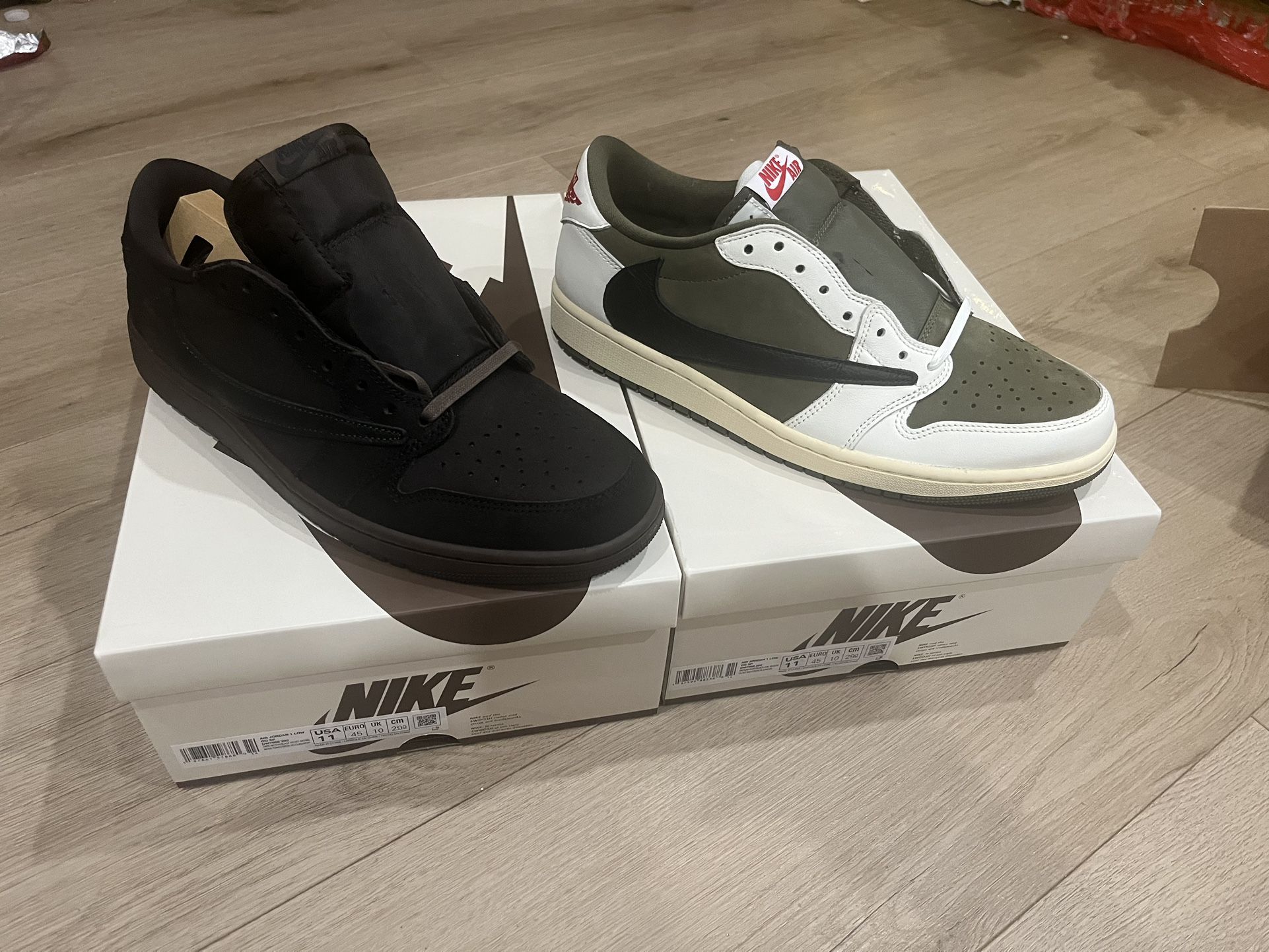 Jordan 1 Travis Scott