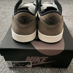 Air Jordan 1 Low OG Mocha