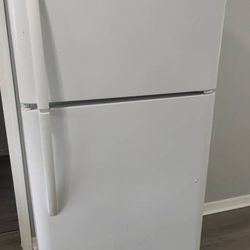 Fridge Freezer FRIGIDAIRE 