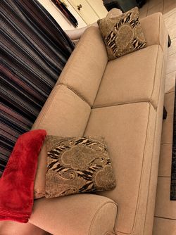 Sofa x Love Seat