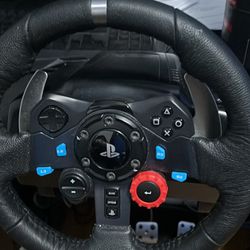 Logitech G29 Driving Force Racing Wheel and Floor Pedals, Real Force Feedback, Stainless Steel Paddl