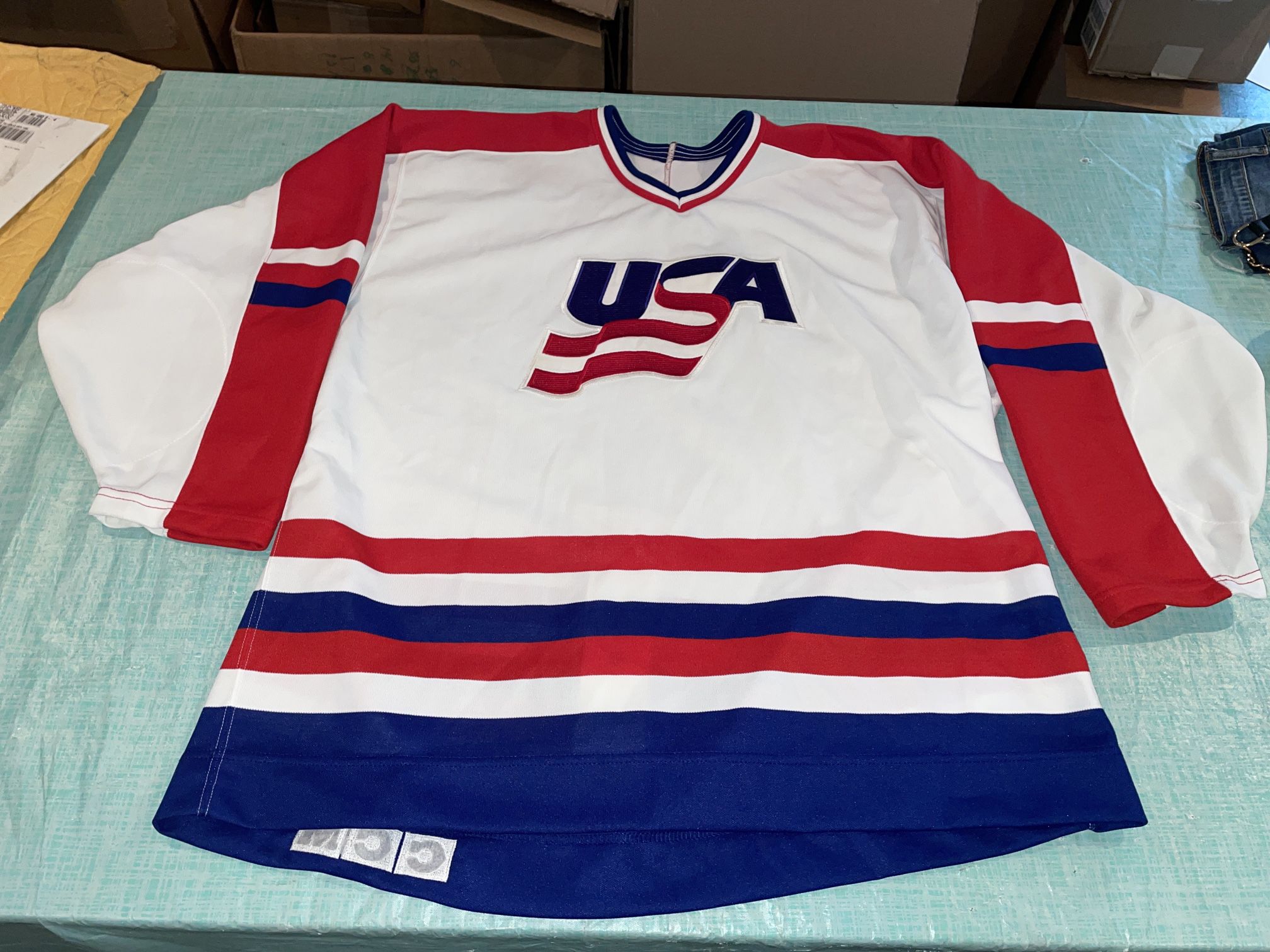 Authentic 58G NIKE MICHIGAN STATE SPARTANS HOCKEY JERSEY Fight Strap Ccha  Goalie 90s for Sale in Rochester, MI - OfferUp