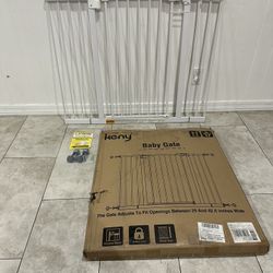 Adjustable Pet Gate / Baby Gate - Fits Openings 29” - 42.5”