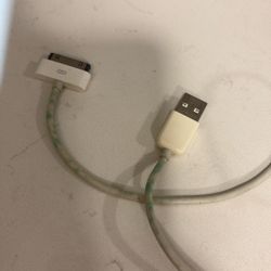 Old I Pod USB Cable