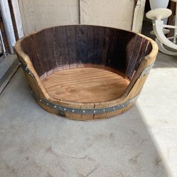 Rustic  Barrel  Pet Bed