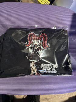 “Crypt Cutie” Tee 