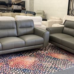 New Top Grain Genuine Leather Couch And Love Seat Set / Free Delivery 