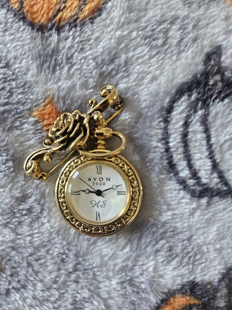Vintage Avon 2000 President's Club Gold-Tone Rose Watch Brooch Pin Floral Design
