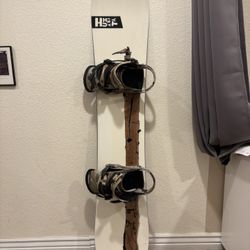 Humanity Snowboard – 156cm with Burton Mission Bindings