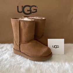 Girl Size 13 Uggs