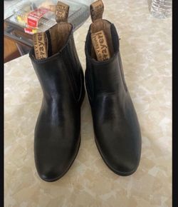 $45, New kids boots size 1
