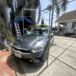 Kia Forte 2022 - Base Model!