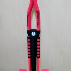 FLYBAR MASTER POGO STICK BRAND NEW OUT OF BOX