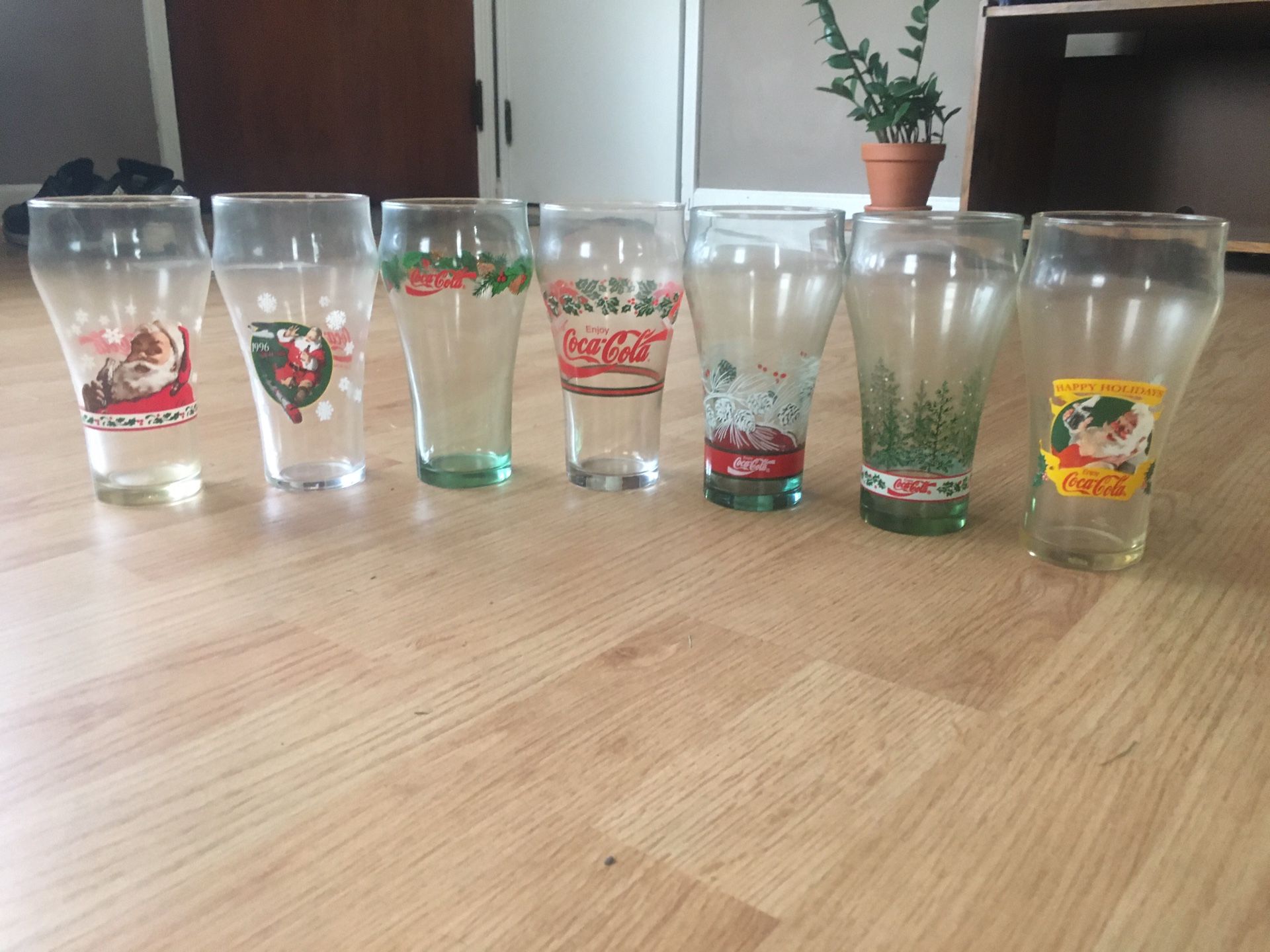 Collectible Coca Cola Holiday Glasses